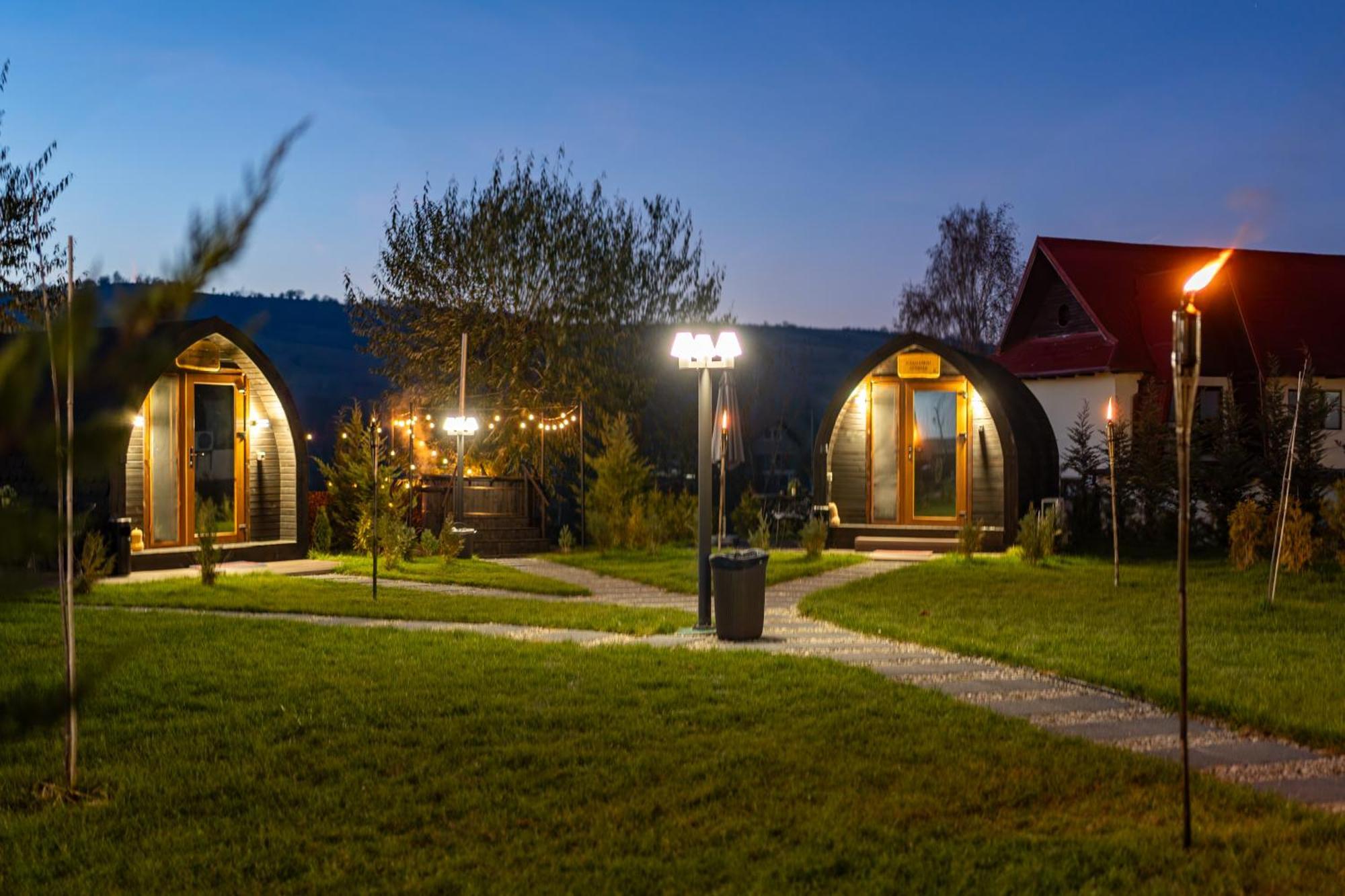 Glamp In Style Pods Resort Bran (Brasov) Exterior foto